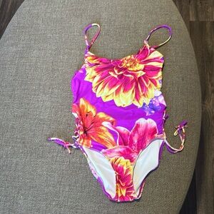 6 SHORE ROAD by pooja size medium floral one piece bathing suit